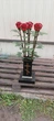 Ковані троянди у металевій вазі 6 шт насичено-червоні - зображення 5