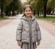 Демісезонна куртка для дівчинки з об'ємним декором 071008 фіолетова 110 см - изображение 7