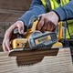 Рубанок акумуляторний DeWALT, 18 В XR Li-lon, 5 Аг, безщітковий, ширина стругання 82 мм, вага (без акумулятора) 2.5 кг, 2 - изображение 8