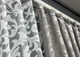 Комплект штор VR-Textil Жакард Вензель 150х270 2шт і Тюль 400х270 293ш-1147т Сірий з білим 71-098/3 - зображення 8