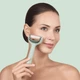 Электронный роллер для лица и тела с микроиглами GESKE MicroNeedle Face&Body Roller 8в1 зеленый - изображение 2