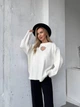 Удлиненный свитер из мягкого трикотажа Оne size 42-48 Белый (4783) - изображение 6
