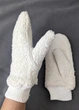 Теплые зимние перчатки с мехом, варежки из плюшевой ткани для зимы женские INNOE 85005-4, Молочный - изображение 1