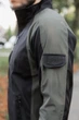 Куртка мужская Intruder iForce Softshell Light демисезонная ветровка софтшелл без флиса влагозащитная куртка с прорезиненными молниями чёрно-хаки/2XL - изображение 7