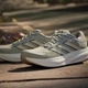 Мужские кроссовки для бега Adidas Response 2 M KJ1753 46.5 (11.5UK) 30 см Wonder Cargo (4068816831399) - изображение 15
