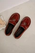 Женские элегантные лаковые кожаные туфли PARADIZE SHOES бордового цвета с декоративной пряжкой спереди 37 размер (стелька 24,5 см) - изображение 6