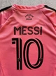 Футбольная форма Месси Messi Интер Маями 24 (130 - 140 см) розовая - изображение 5