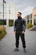 Костюм мужской Intruder iForce & Hope демисезонный комплект Softshell Light без флиса влагозащитная куртка с прорезиненными змейками и штаны на манжетах чёрно-серый/XL - изображение 1
