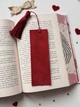 Червона Оксамитова закладинка для книг з китицею та сердечком - зображення 1