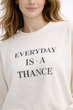 Стильний жіночий світшот у молочному кольорі Oversize S-L - зображення 3