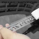 Эмблема DUAL MOTOR Tesla надпись буквы Шильдик Тесла ДУАЛ МОТОР красный хром на багажник табличка - изображение 3