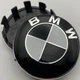 Ковпачок на диски BMW БМВ 56 мм 53 мм 36136850834 6850834 BMW-011 чорно-біла - зображення 1