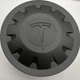 Центральная заглушка Тесла диск колпачок Tesla 1188236-00-A черный матовый 150 мм тарелка колпак - изображение 1