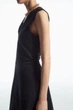 Сукня жіноча COS gathered asymmetric midi dress 1223501001 L Чорний - изображение 6