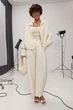 Жіночий в'язаний кардиган з відкладним коміром Lurex Молочний One Size (17090) - зображення 3