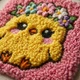 Набір для килимової вишивки (Punch Needle) Арт Моне плюс Курчатко Лілу діаметр 40 см на круглому підрамнику - зображення 3