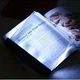 LED-подсветка для чтения книг с питанием от батареек AAA (в комплекте) - изображение 1