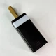 Повербанк 40000 мАг WUW з дисплеєм та ліхтариком, Power Bank з 3 USB виходами, зовнішній акумулятор зі швидкою зарядкою, портативна мобільна батарея для смартфона, телефону, планшета та інших гаджетів, Y114-Black - зображення 4