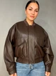 Куртка женская Lady Yep 10048 бомбер из экокожи оверсайз S коричневая - изображение 1
