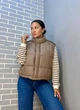 Жилетка женская Lady Yep 9039 стеганная короткая вставка из экокожи на спине 46 капучино - изображение 1