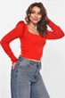 Кофта женская с рюшами однотонная красного цвета Fashion размер 40-42 (210180) - изображение 2