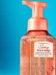 Жидкое мыло-пена для рук Bath & Body Works (667659420049) Snowy Peach Berry Gentle & Clean Foaming Hand Soap 259 мл - изображение 2