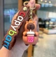 Милий силіконовий брелок "Капібара" з коктейлем, кавайний мультяшний дизайн - зображення 1