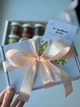 Подарунковий набір Honey__vibe до 8 березня 5 баночок по 50г + печиво та листівка - изображение 2