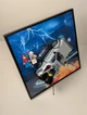 Арт Тримач Рамка на Стіну або Полицю 25x25 см. для Вашого Конструктора Speed Champions Time Machine from Back to the Future / Часоворот із фільму «Назад у майбутнє» (77256) - зображення 3