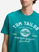 Футболка хлопковая длинная мужская Tom Tailor 1037735-11037 XL Dark Bottle Green с принтом (4068128279803) - изображение 4