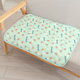 Літня охолоджуюча підстилка для котів Derby Ice Silk Material Summer Pet Cooling Mat Avocado, 50х60 см - зображення 3