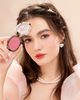 Рум’яна Flower Knows (Флавер Ноуз) Strawberry Rococo Embossed Blush — стійкий природний рум’янець, 5 г, відтінок 05 Berry Mary - зображення 6