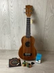 Укулеле сопрано Everjoys 21”, махагони, стартовый набор, Aquila Strings, чехол, тюнер - изображение 8