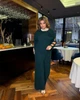 Костюм женский ткань креп-стрейч цвет темно зеленый размер 60-62 - изображение 2