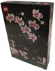 Zestaw klocków LEGO Icons Orchidea 608 elementów (10311) (955555916533837) - Outlet - obraz 3