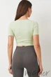 Tоп бесшовный с короткими рукавами Giulia Top Crop T-Shirt GREEN ASH L/XL Салатовый - изображение 4