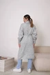 Жіночий в'язаний кардиган з поясом сiрого кольору 36956 One Size - зображення 8