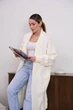 Женский вязаный кардиган с поясом молочного цвета 36958 One Size - изображение 5