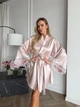 Женский сатиновый халат Christel с широким черным кружевом на рукавах пудра S/M - изображение 4