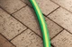 Садовый шланг 2Е AquaFlex Green 1/2" 50м, трехслойный, выдерживает давление до 10 бар, температурный диапазон -5 до +50°C (636483) - изображение 2