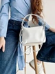 Небольшая сумка с ручками плетеная кожа ARTiS Bags 1669 4811-5113 Белая - изображение 2