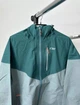 Жіночі мембранні куртки Outdoor Research Aspire gore-tex зелено-сіра L - изображение 2