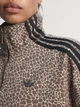 Джинсовая куртка женская Adidas Originals Firebird Oversized Aop Denim Jacket KD2815 XS Earth Strata (4068805154072) - изображение 7