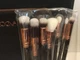 Набор кистей для визажа Zoeva Rose Golden Luxury Set 8 шт и кожаный клатч розовое золото - изображение 3
