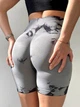 Шорты с пуш ап спортивные женские для фитнеса, бесшовные, Tie-Dye, (светло-серый), S - изображение 2
