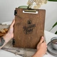 Папка для меню А4 Inko Horeca из утолщённой и лакированной фанеры с металлическим зажимом ПМ07А4 Коричневый - изображение 9