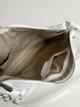 Сумка через плечо натуральная стеганная кожа ARTiS Bags 1821 4813-5113 Белая - изображение 6