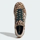 Женские кеды кожаные с ворсом pony hair низкие Adidas Handball Spezial W KI6678 38.5 (5.5UK) 24 см Magic Beige (4068816245158) - изображение 5