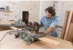Пила торцювальна мережева BLACK+DECKER BES700 - зображення 2