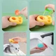 Щетка массажная силиконовая для мытья котов и собак LOW Pet Brush с дозатором для шампуня Голубая (LOWpetbrush1blue) - изображение 2